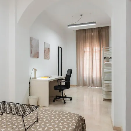 아파트 Home4u Castaneda