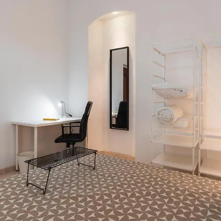 아파트 Home4u Castaneda *