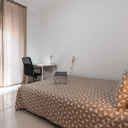 Home4u Castaneda Apartment Granada